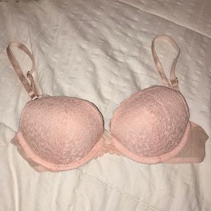 32B Victoria’s secret bra
